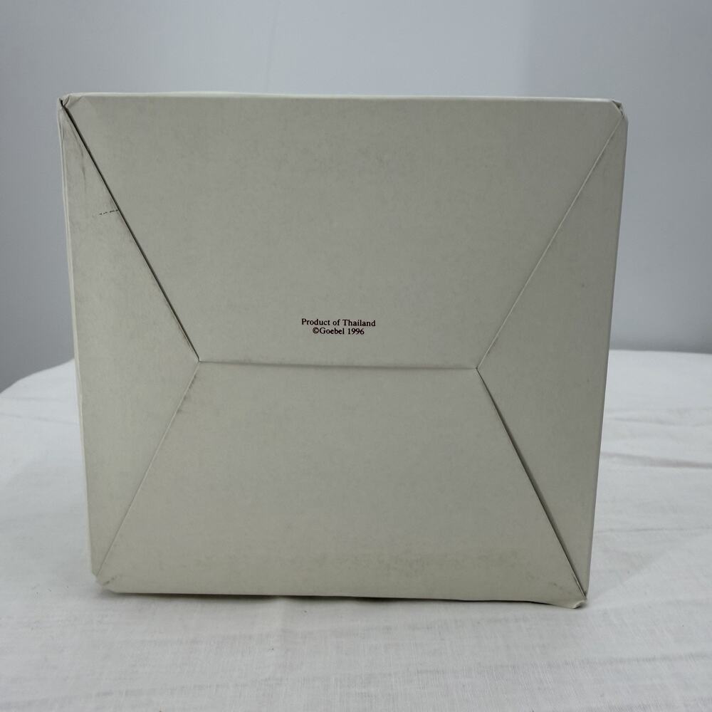 Vintage 2001 Goebel Hummel Baking Cookies BH 168 With Original Box & Papers - Picture 16 of 16